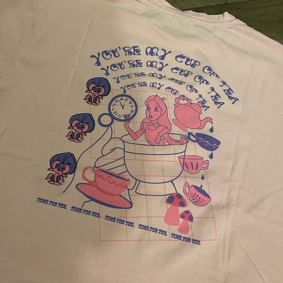 Alice in Wonderland Tee Small / Medium - Picture 3 of 4